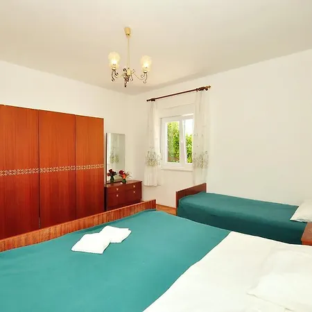 Apartament Andelo *